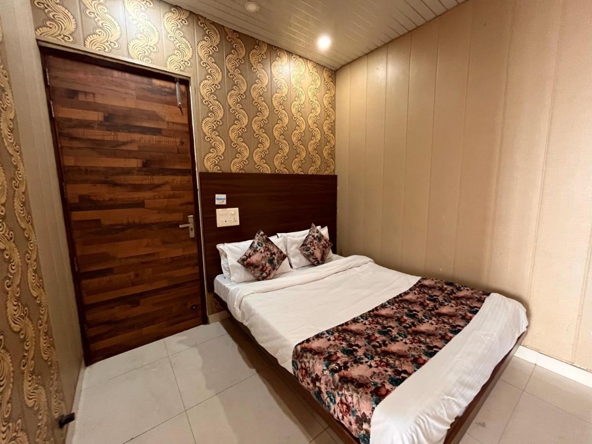 Hotel Pearl Grand, Zirakpur - Top Rated & Most Awarded Property In Tricity Chandigarh Exterior photo